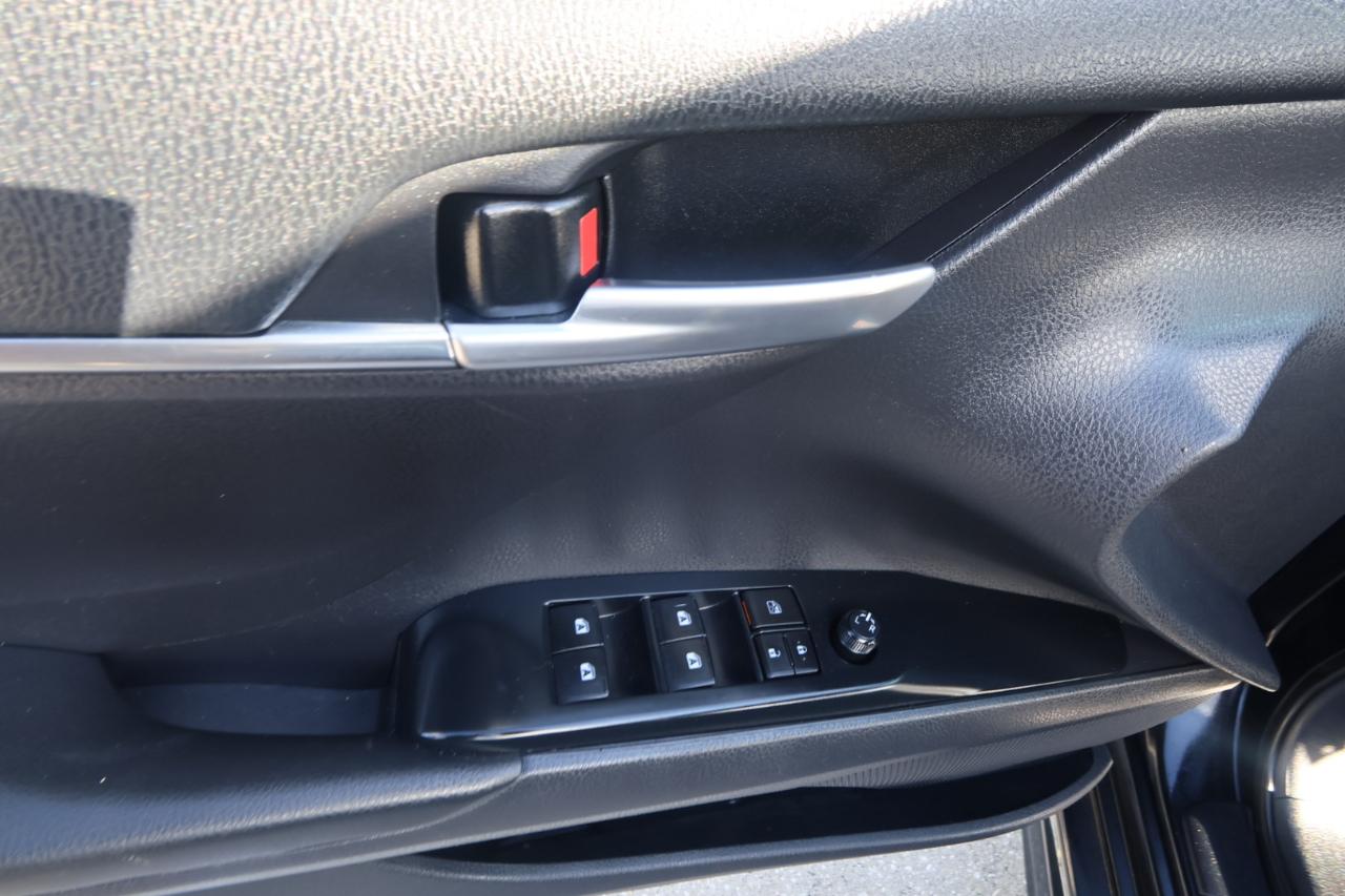 Toyota Camry SE 4D Sedan 2019