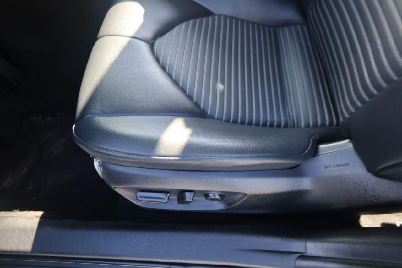 Toyota Camry SE 4D Sedan 2019