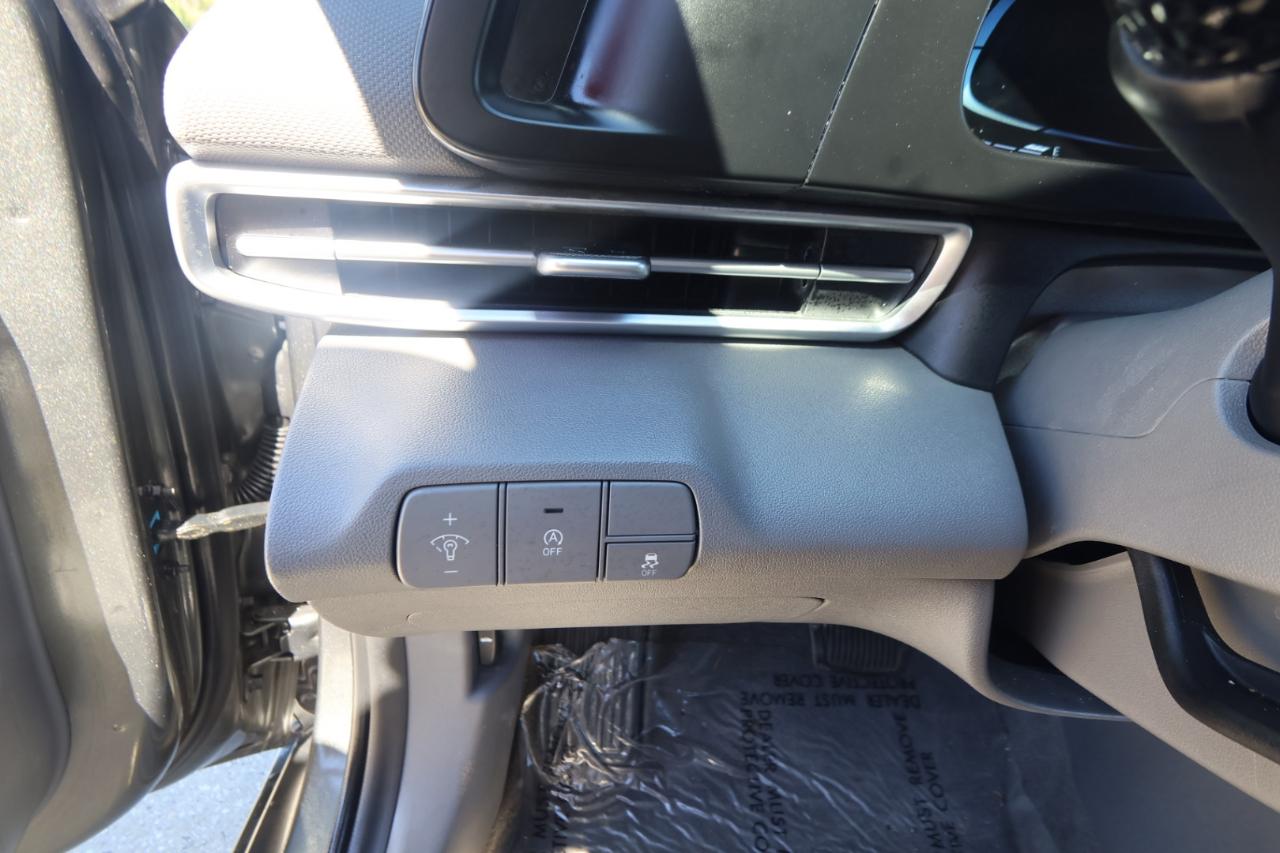 Hyundai Elantra SE IVT 2025