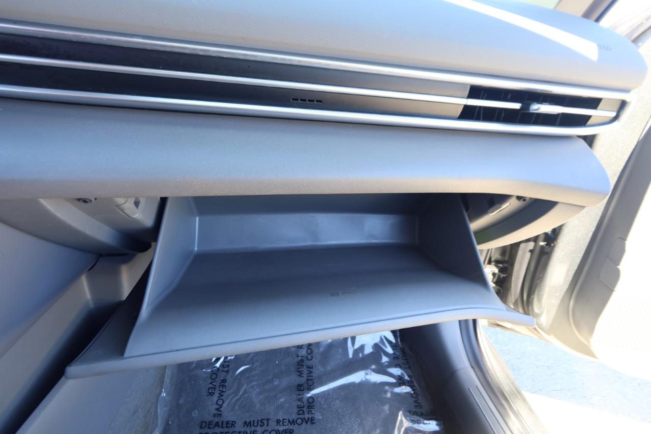 Hyundai Elantra SE IVT 2025