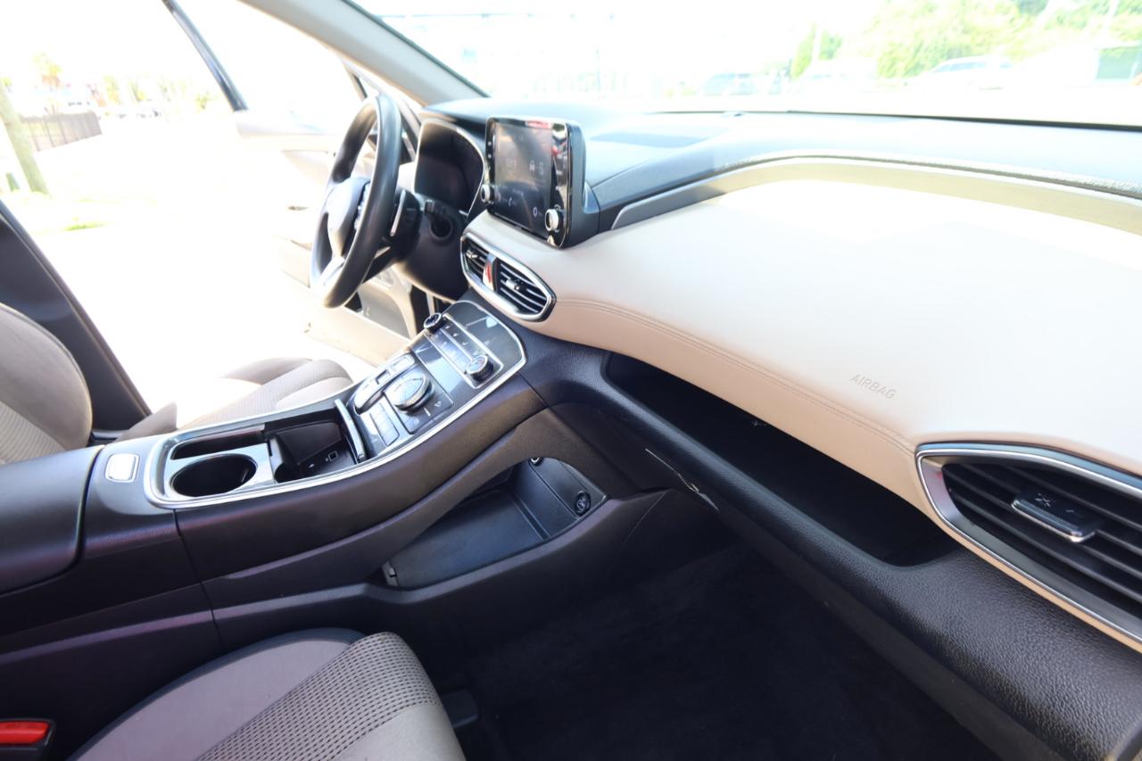 Hyundai Santa Fe SEL AWD 2022