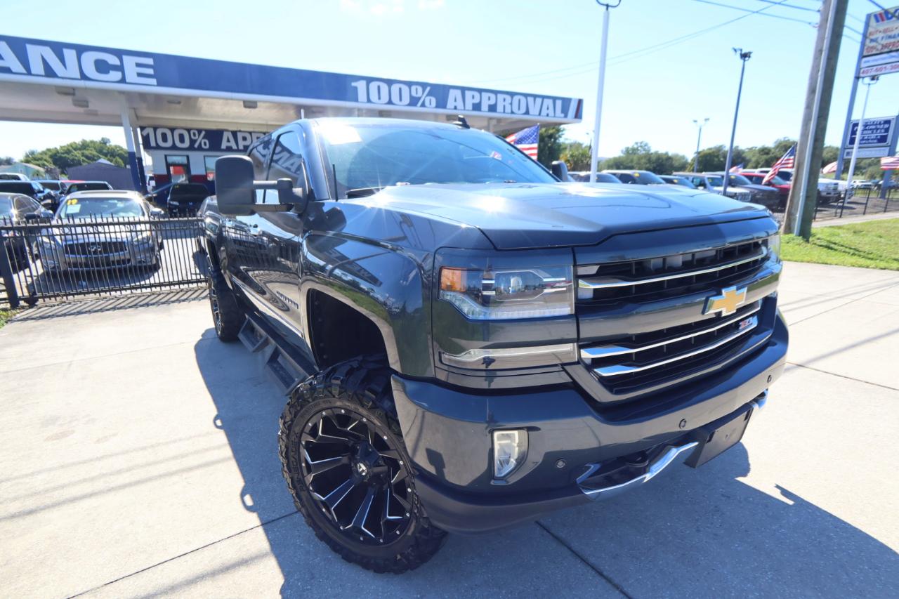 Chevrolet Silverado 1500 4WD Crew Cab 143.5" LTZ w/2LZ 2017