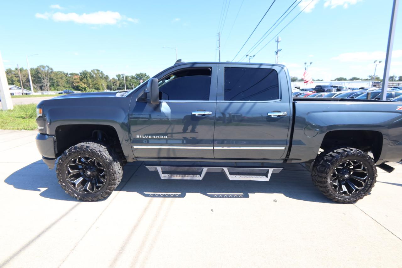 Chevrolet Silverado 1500 4WD Crew Cab 143.5" LTZ w/2LZ 2017
