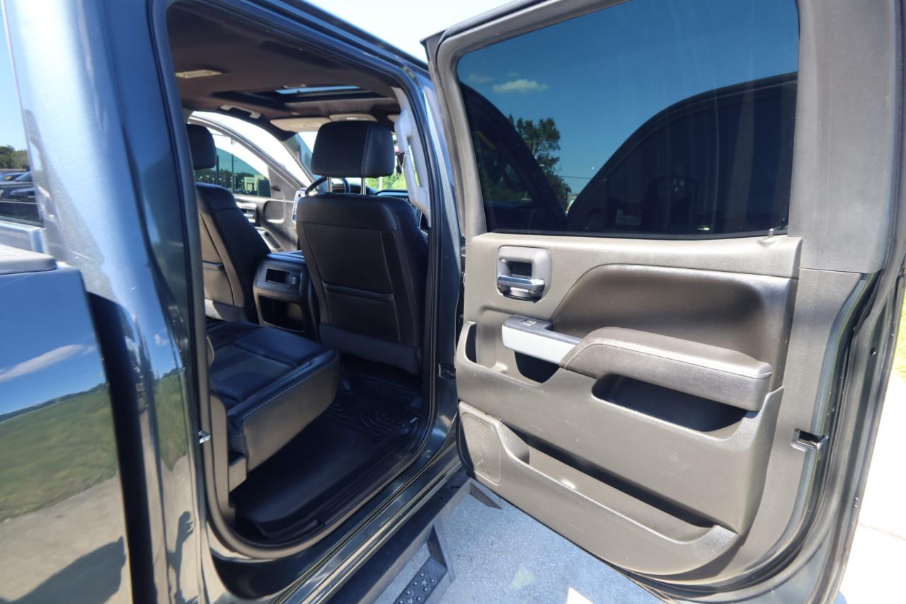 Chevrolet Silverado 1500 4WD Crew Cab 143.5" LTZ w/2LZ 2017