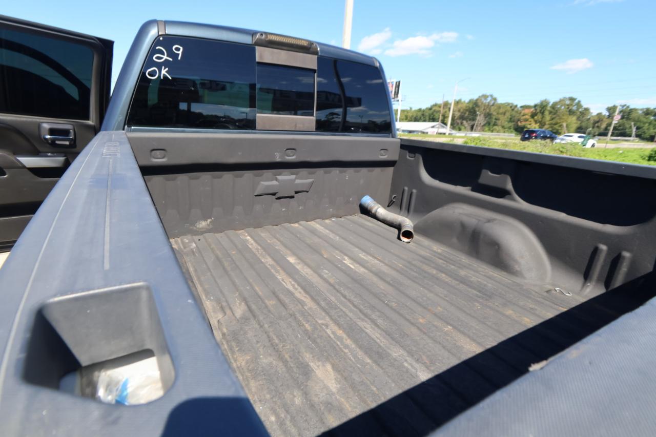 Chevrolet Silverado 1500 4WD Crew Cab 143.5" LTZ w/2LZ 2017