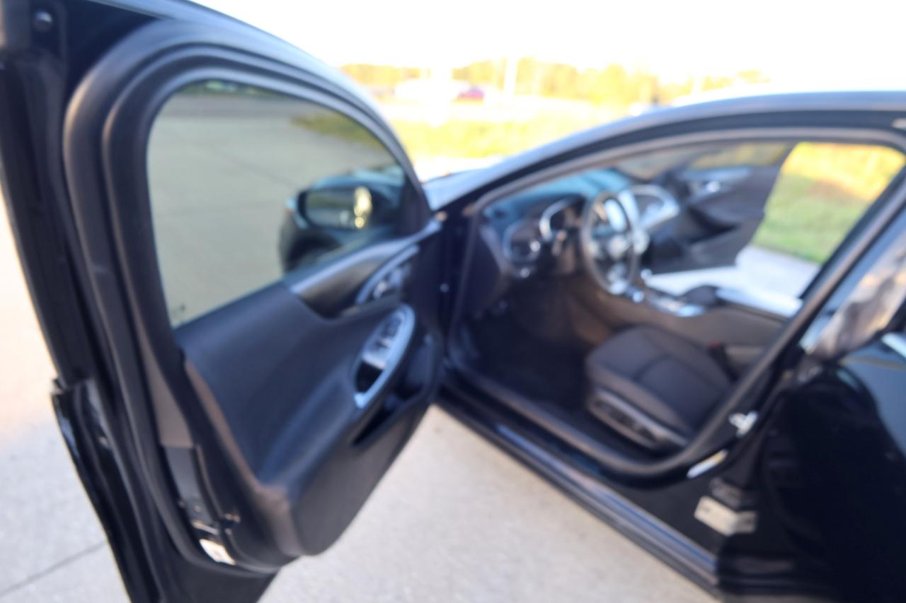 Chevrolet Malibu 4dr Sdn LT 2020
