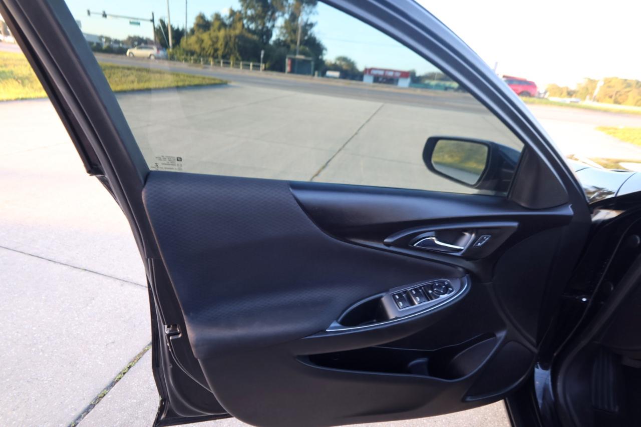 Chevrolet Malibu 4dr Sdn LT 2020