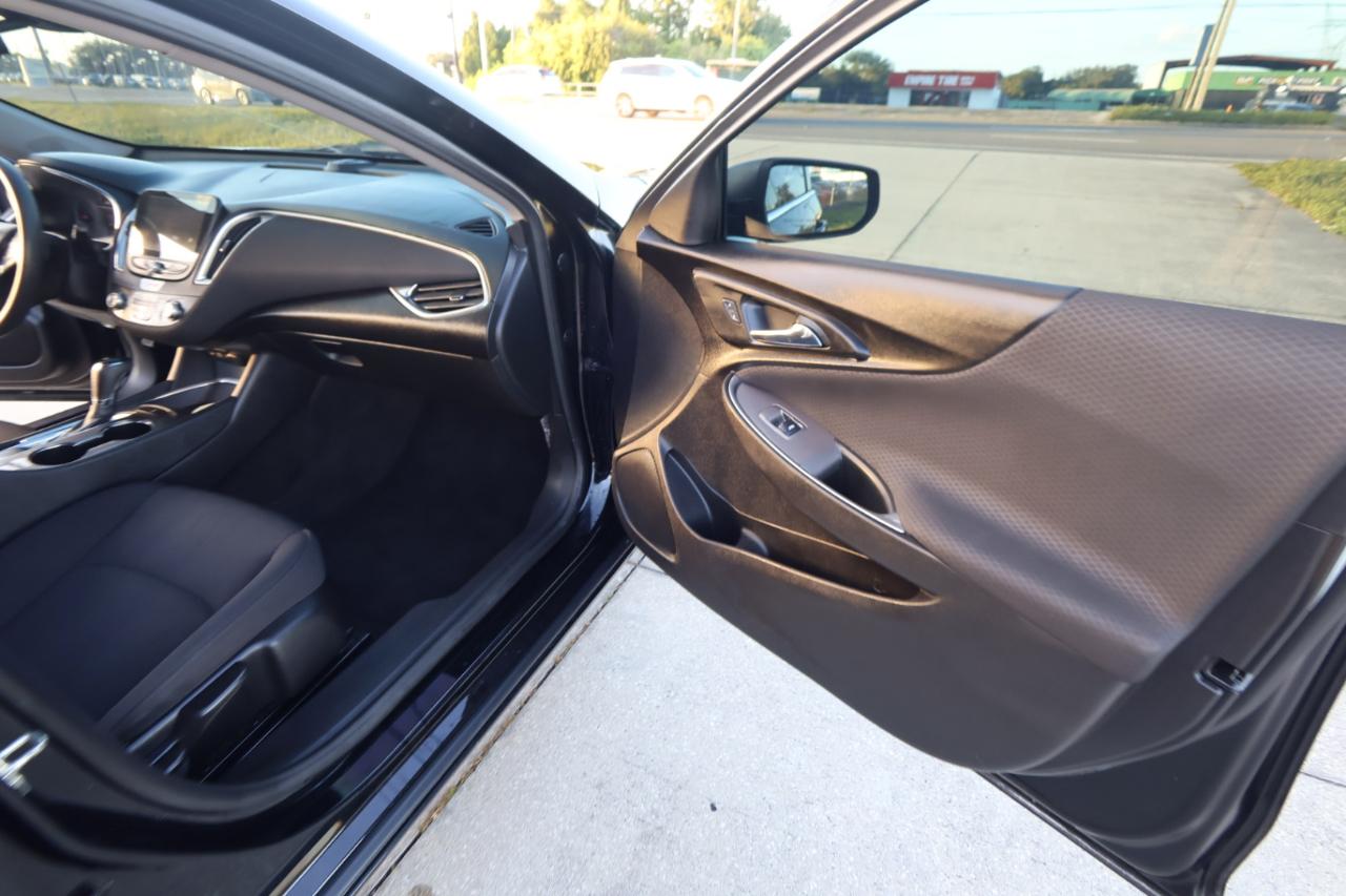 Chevrolet Malibu 4dr Sdn LT 2020