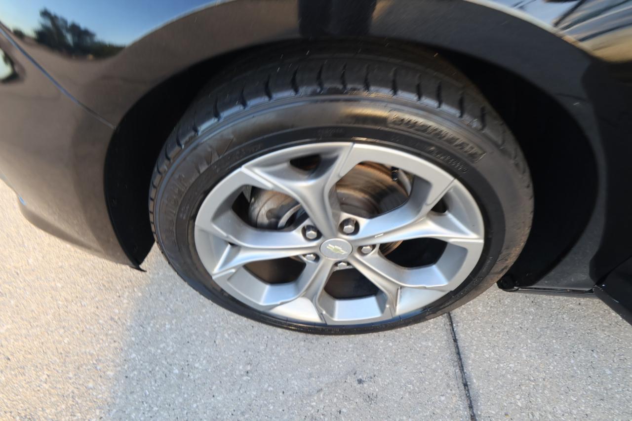 Chevrolet Malibu 4dr Sdn LT 2020