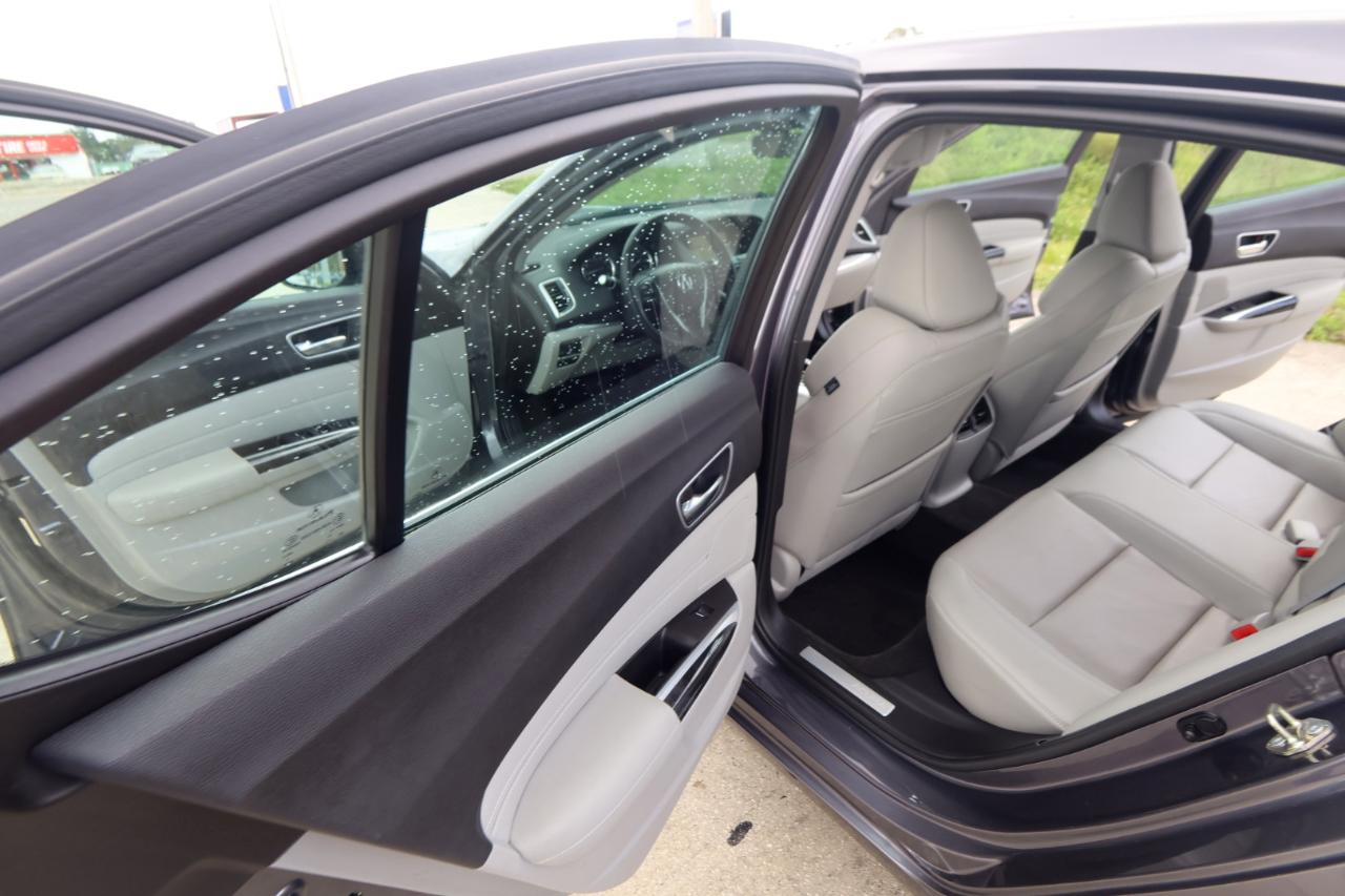 Acura TLX 2.4L FWD w/Technology Pkg 2018