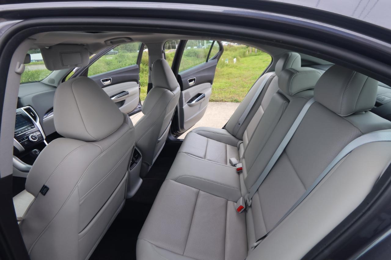Acura TLX 2.4L FWD w/Technology Pkg 2018
