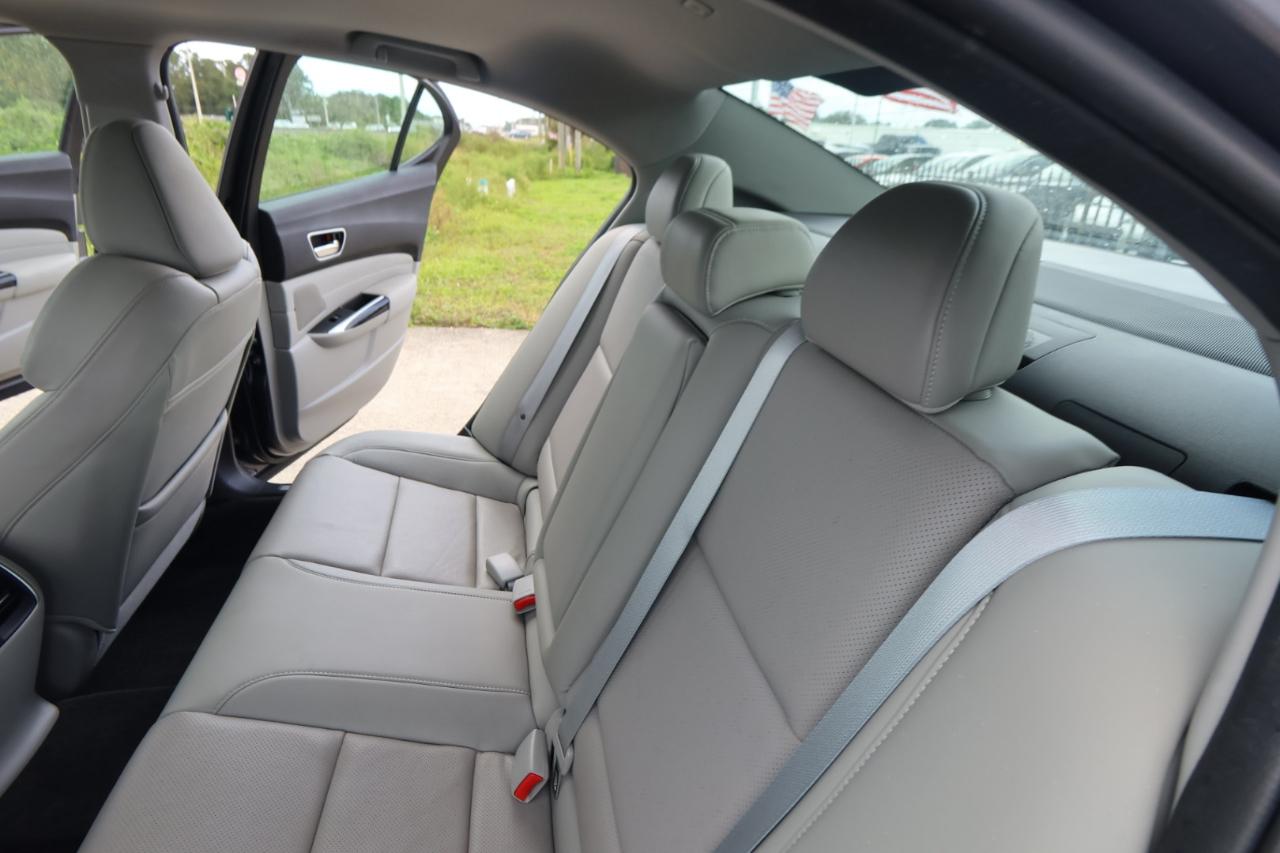 Acura TLX 2.4L FWD w/Technology Pkg 2018