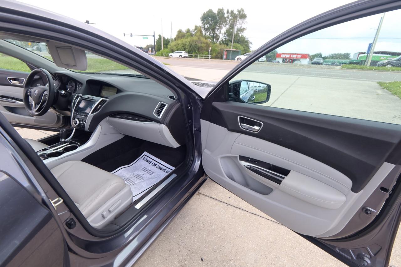 Acura TLX 2.4L FWD w/Technology Pkg 2018