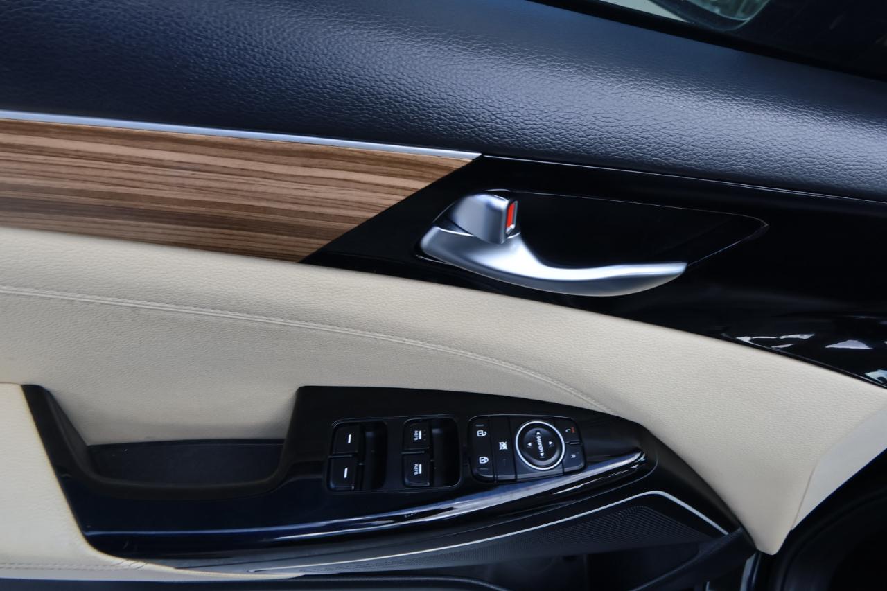 Kia Cadenza Premium Sedan 2018