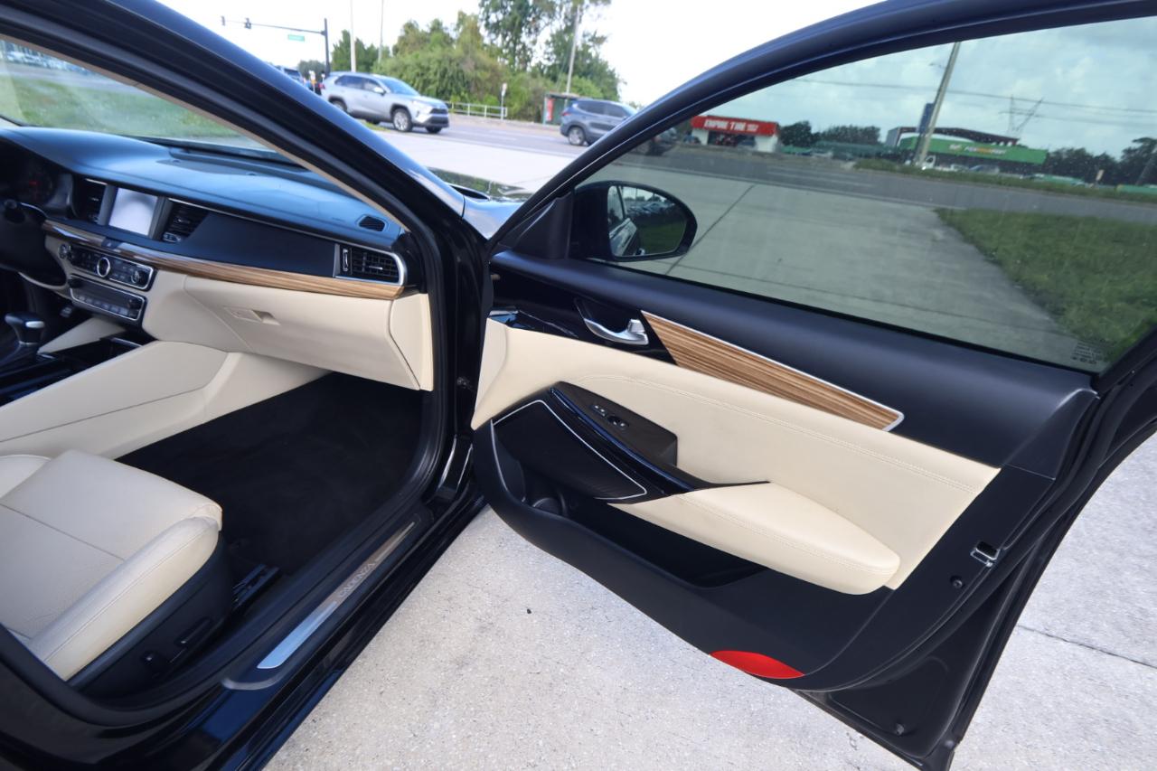 Kia Cadenza Premium Sedan 2018