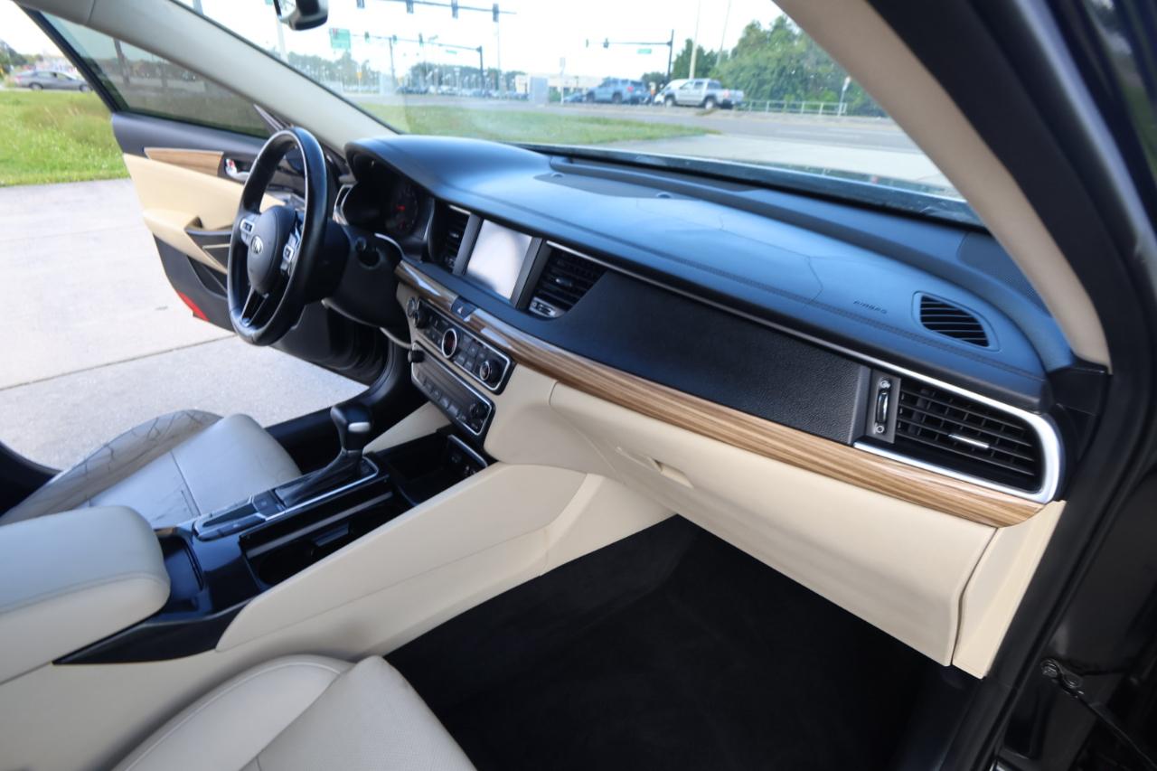 Kia Cadenza Premium Sedan 2018