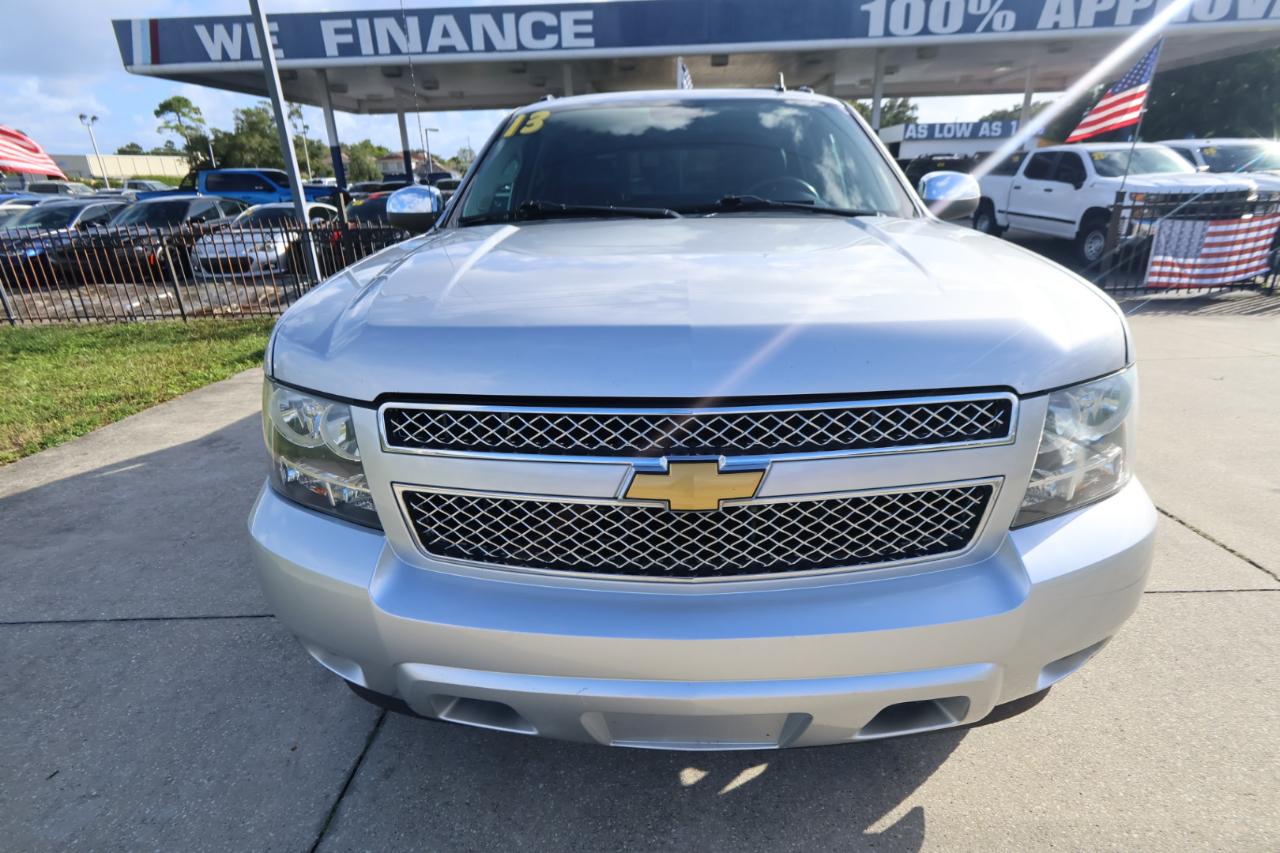 Chevrolet Avalanche 4WD Crew Cab LTZ 2013