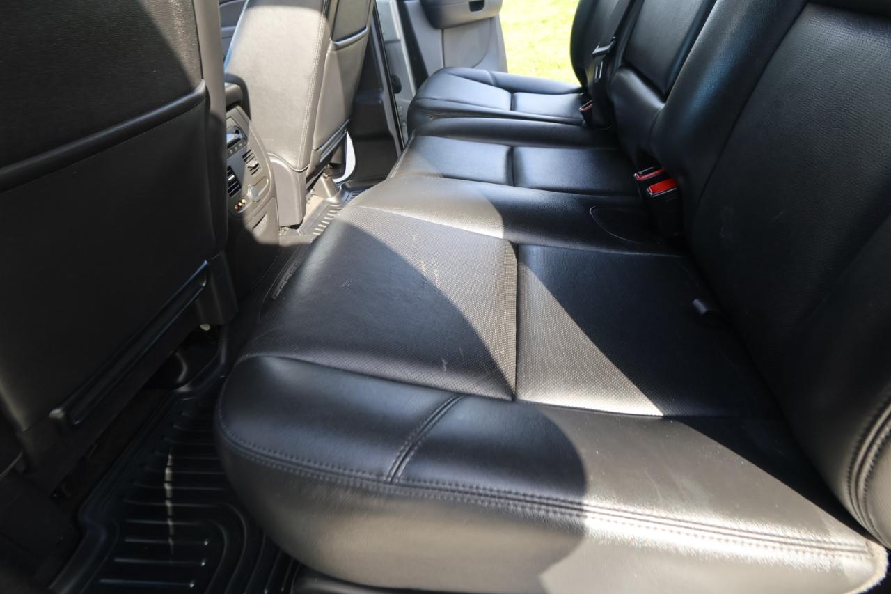 Chevrolet Avalanche 4WD Crew Cab LTZ 2013