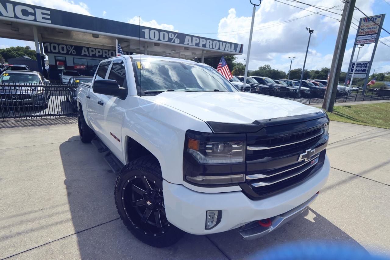 Chevrolet Silverado 1500 4WD Crew Cab 143.5" LTZ w/2LZ 2017