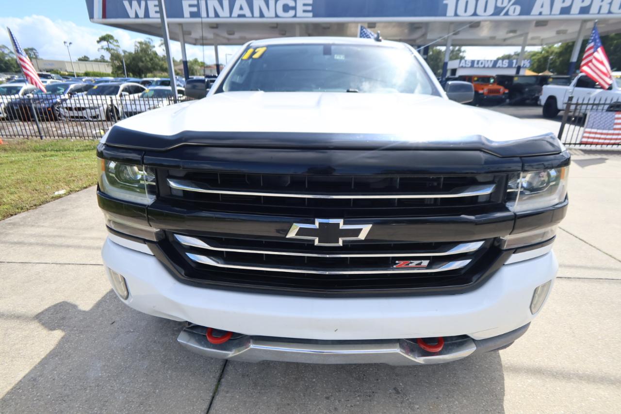 Chevrolet Silverado 1500 4WD Crew Cab 143.5" LTZ w/2LZ 2017
