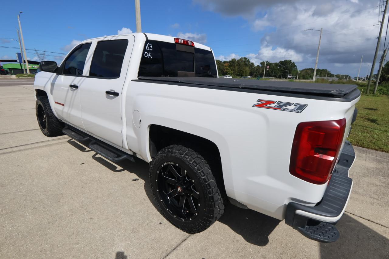 Chevrolet Silverado 1500 4WD Crew Cab 143.5" LTZ w/2LZ 2017