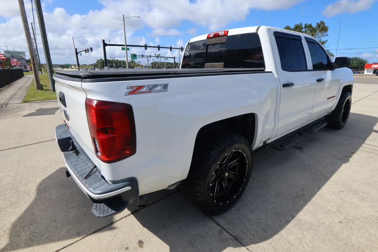 Chevrolet Silverado 1500 4WD Crew Cab 143.5" LTZ w/2LZ 2017