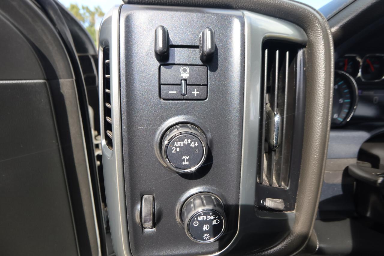 Chevrolet Silverado 1500 4WD Crew Cab 143.5" LTZ w/2LZ 2017
