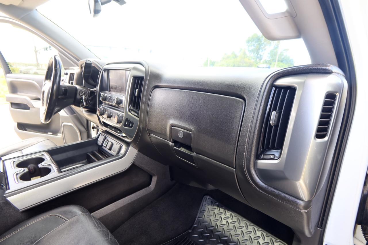 Chevrolet Silverado 1500 4WD Crew Cab 143.5" LTZ w/2LZ 2017