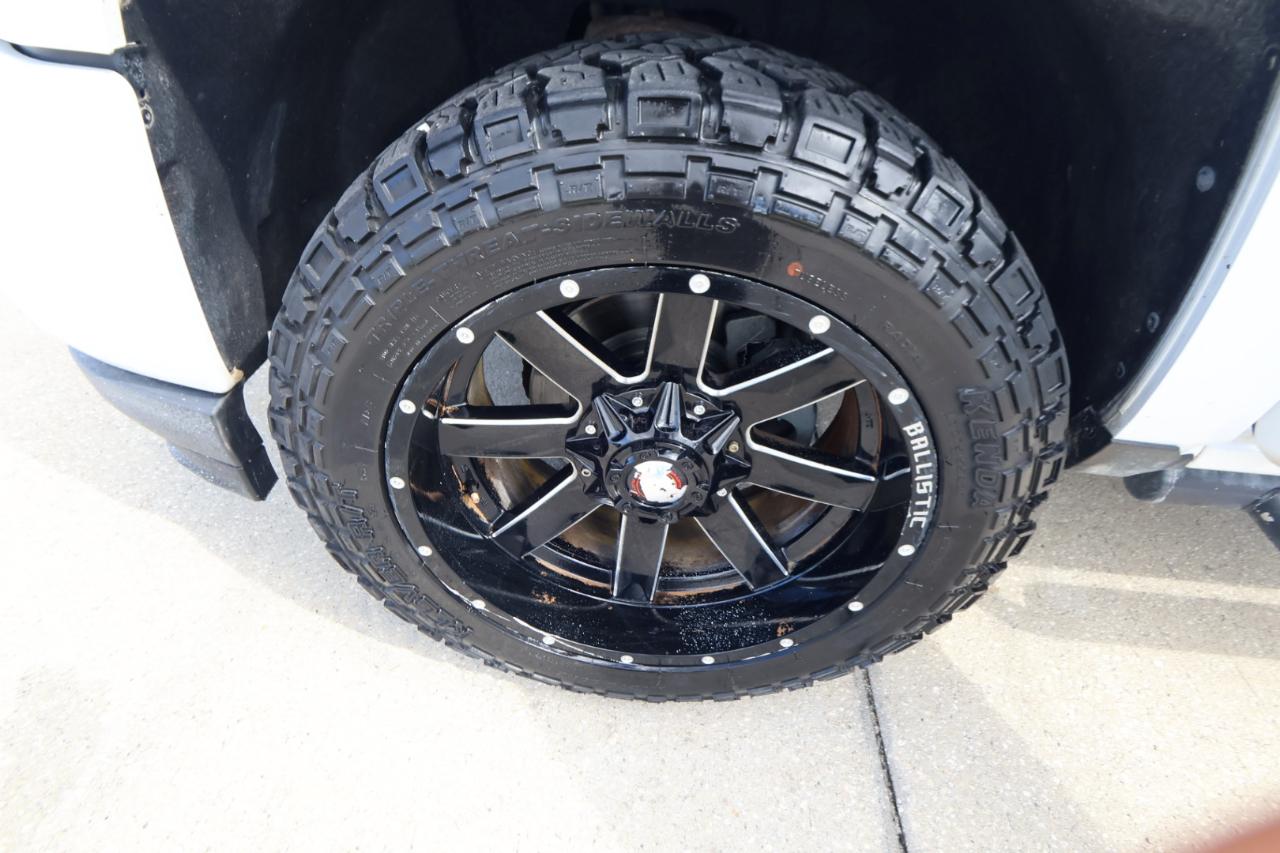 Chevrolet Silverado 1500 4WD Crew Cab 143.5" LTZ w/2LZ 2017