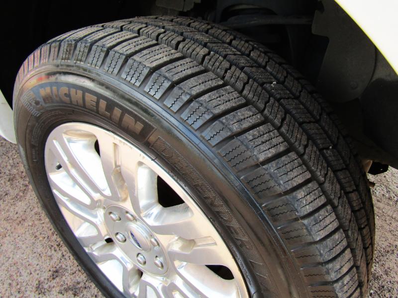 Ford F-150 Platinum SuperCrew 5.5-ft. Bed 4WD 2012 Ford F-150 Platinum SuperCrew 5.5-ft. Bed 4WD 2012