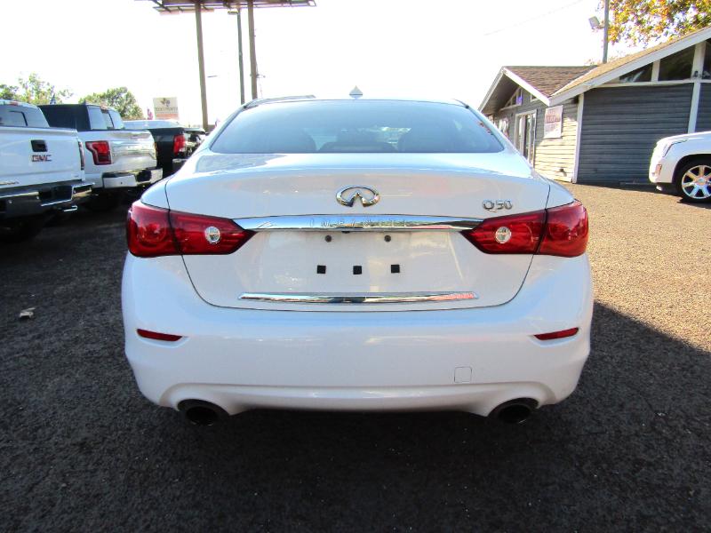 Infiniti Q50 Premium 2015