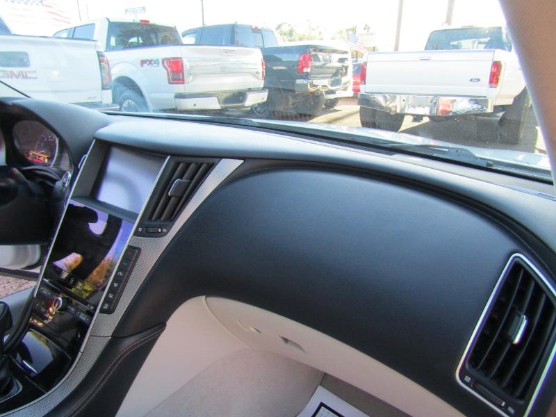 Infiniti Q50 Premium 2015