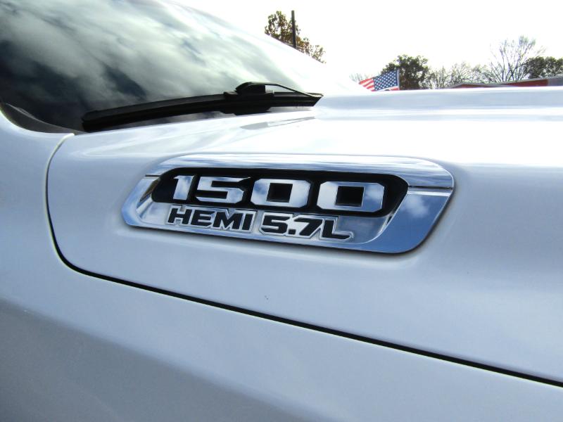 RAM 1500 Laramie Crew Cab SWB 4WD 2019