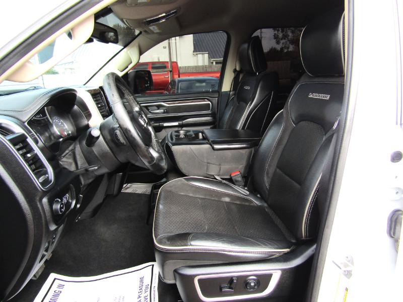 RAM 1500 Laramie Crew Cab SWB 4WD 2019