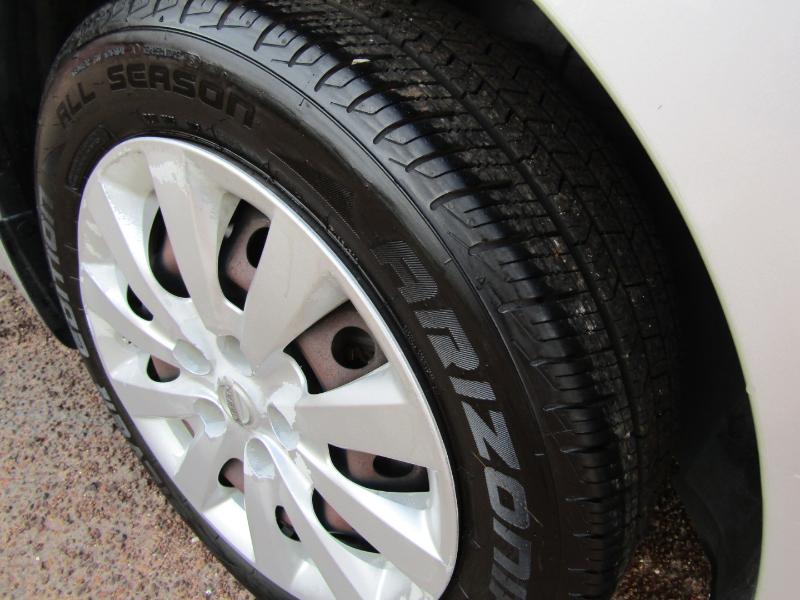 Nissan Sentra S 2017