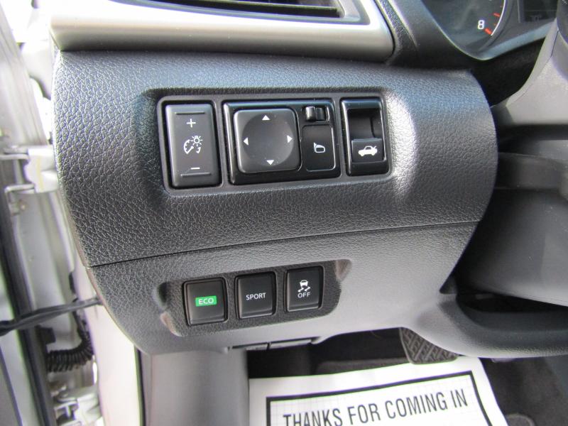 Nissan Sentra S 2017