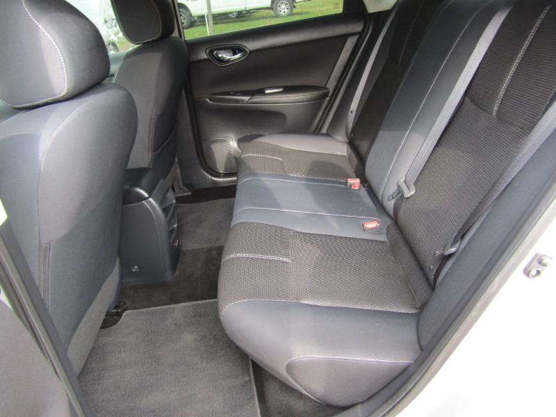 Nissan Sentra S 2017