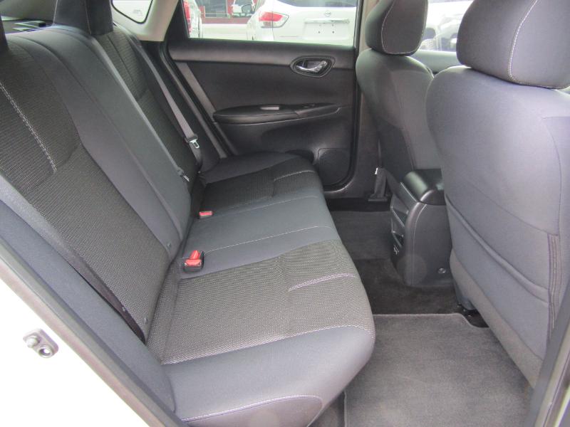 Nissan Sentra S 2017