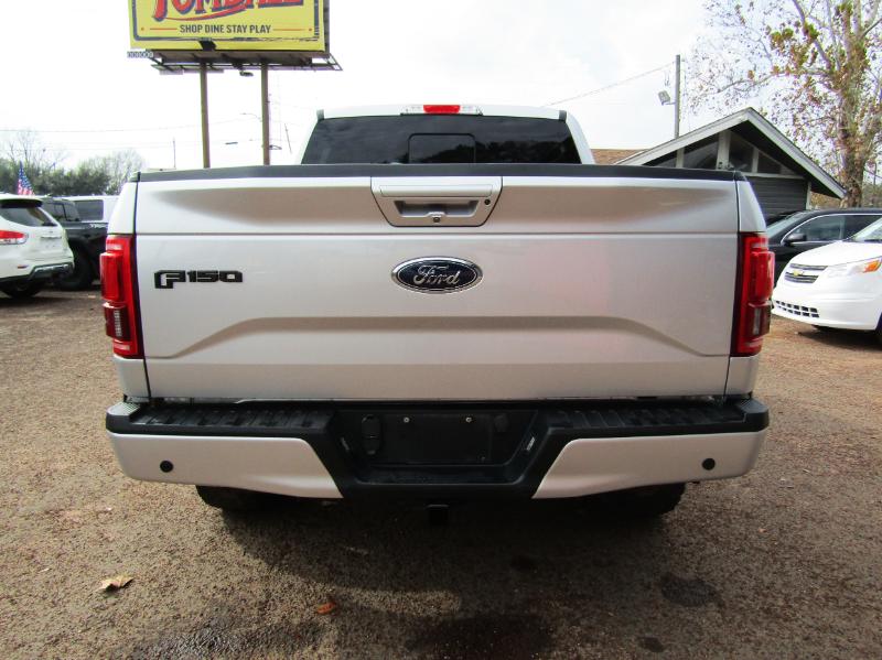 Ford F-150 Lariat SuperCrew 5.5-ft. Bed 4WD 2015