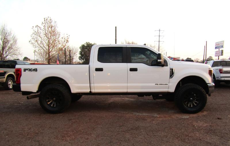 Ford F-250 SD XL Crew Cab 4WD 2019
