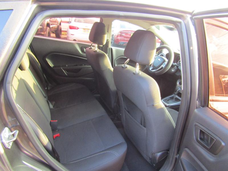 Ford Fiesta SE Hatchback 2018