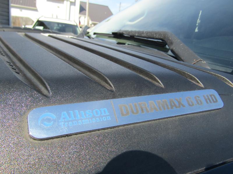Chevrolet Silverado 2500HD LT Crew Cab 4WD 2011