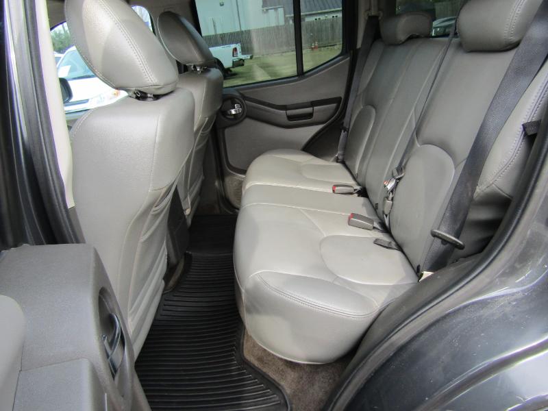 Nissan Xterra S 4WD 2011