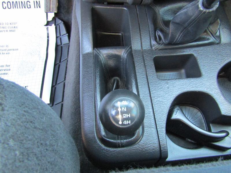 Dodge Ram 1500 SLT Quad Cab Short Bed 4WD 2002