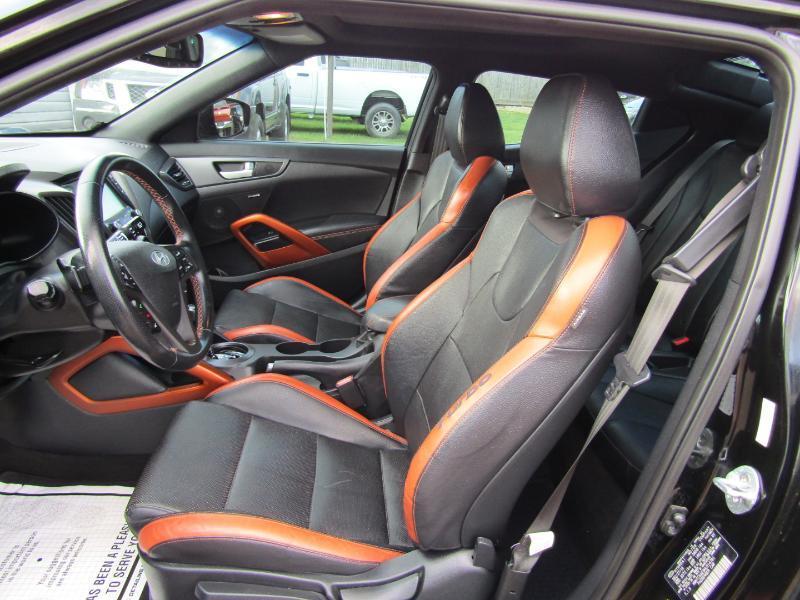 Hyundai Veloster 3dr Cpe Auto Turbo w/Orange Accent 2017