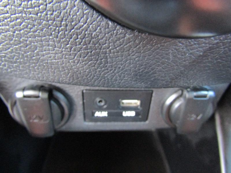 Hyundai Veloster 3dr Cpe Auto Turbo w/Orange Accent 2017