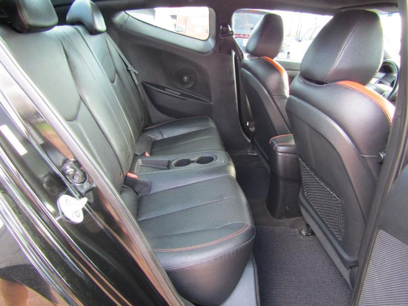 Hyundai Veloster 3dr Cpe Auto Turbo w/Orange Accent 2017