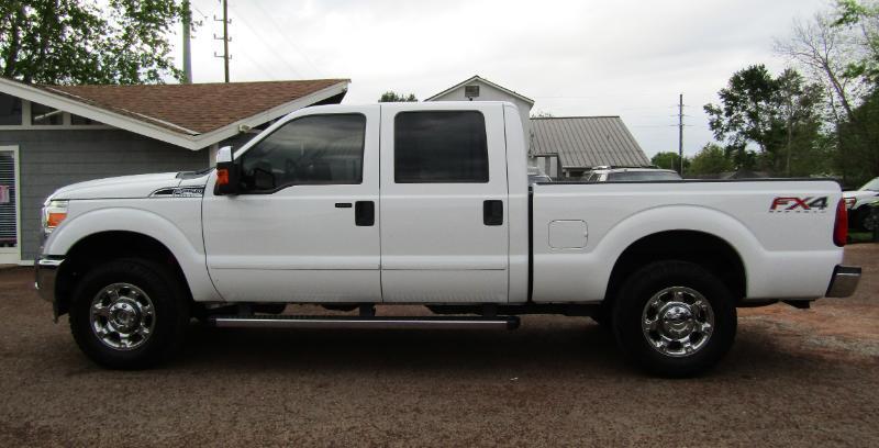 Ford F-250 SD XLT Crew Cab 4WD 2015