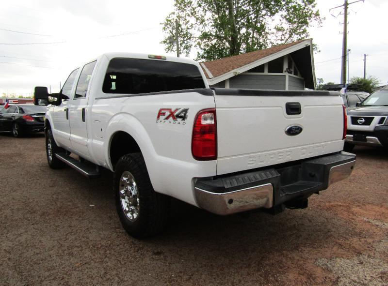 Ford F-250 SD XLT Crew Cab 4WD 2015
