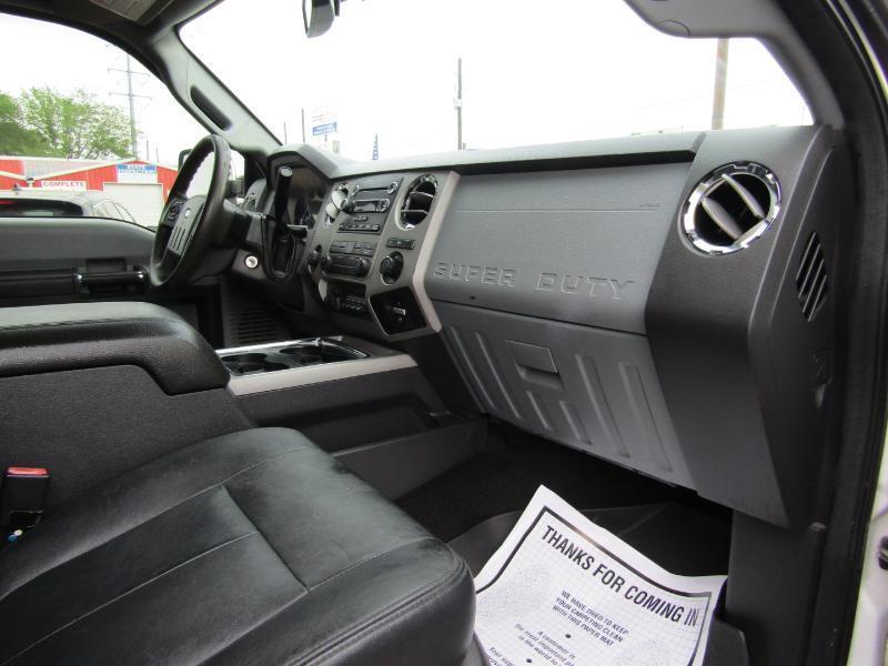 Ford F-250 SD XLT Crew Cab 4WD 2015